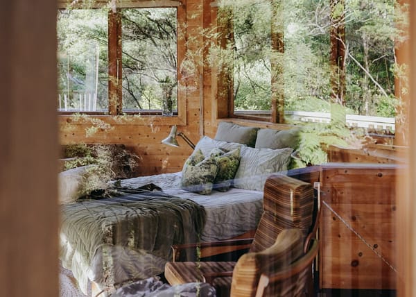 AWAY Waiheke Treehut